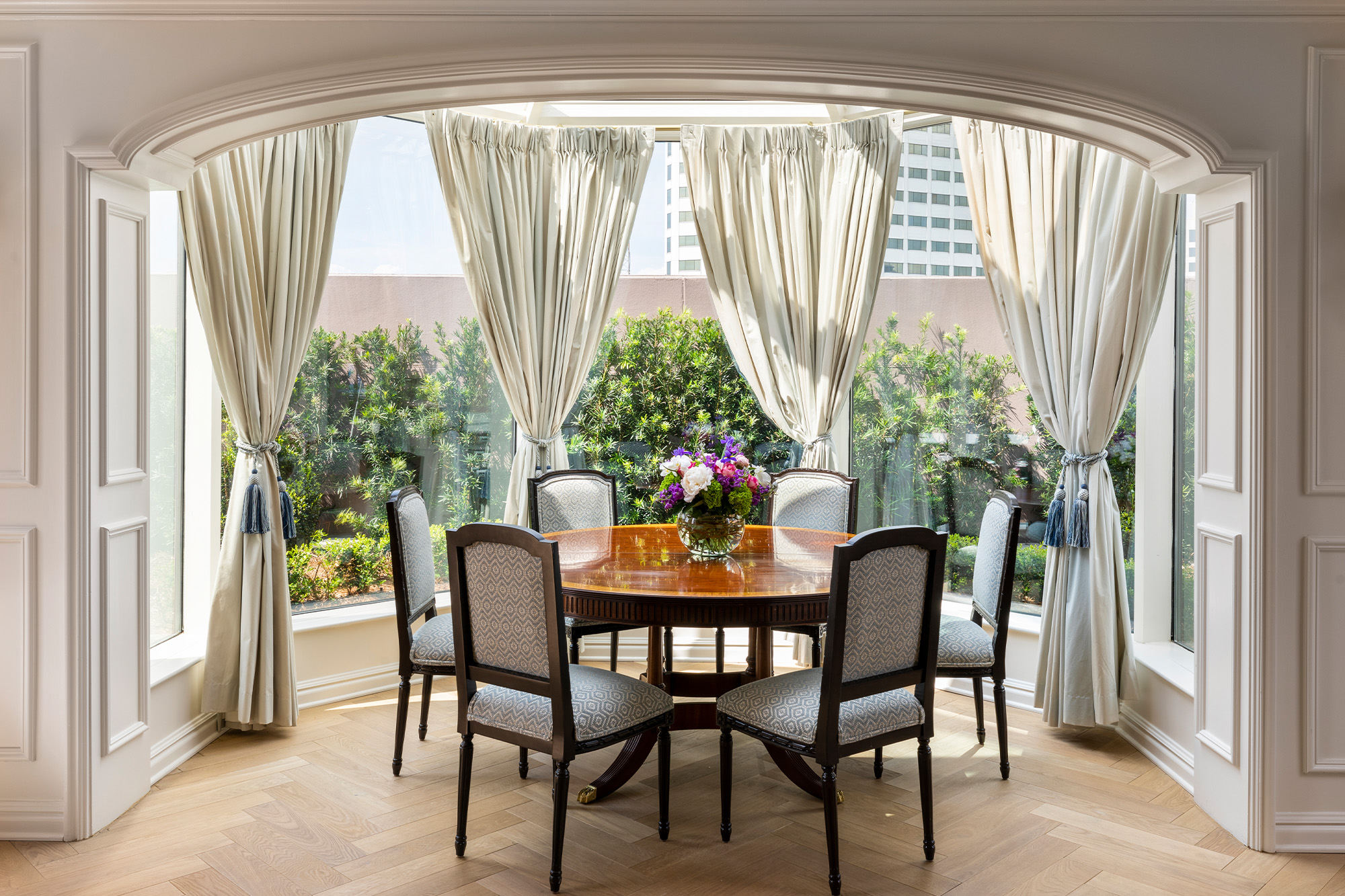 Presidential Suite Dining - The Windsor Court Hotel in New Orleans