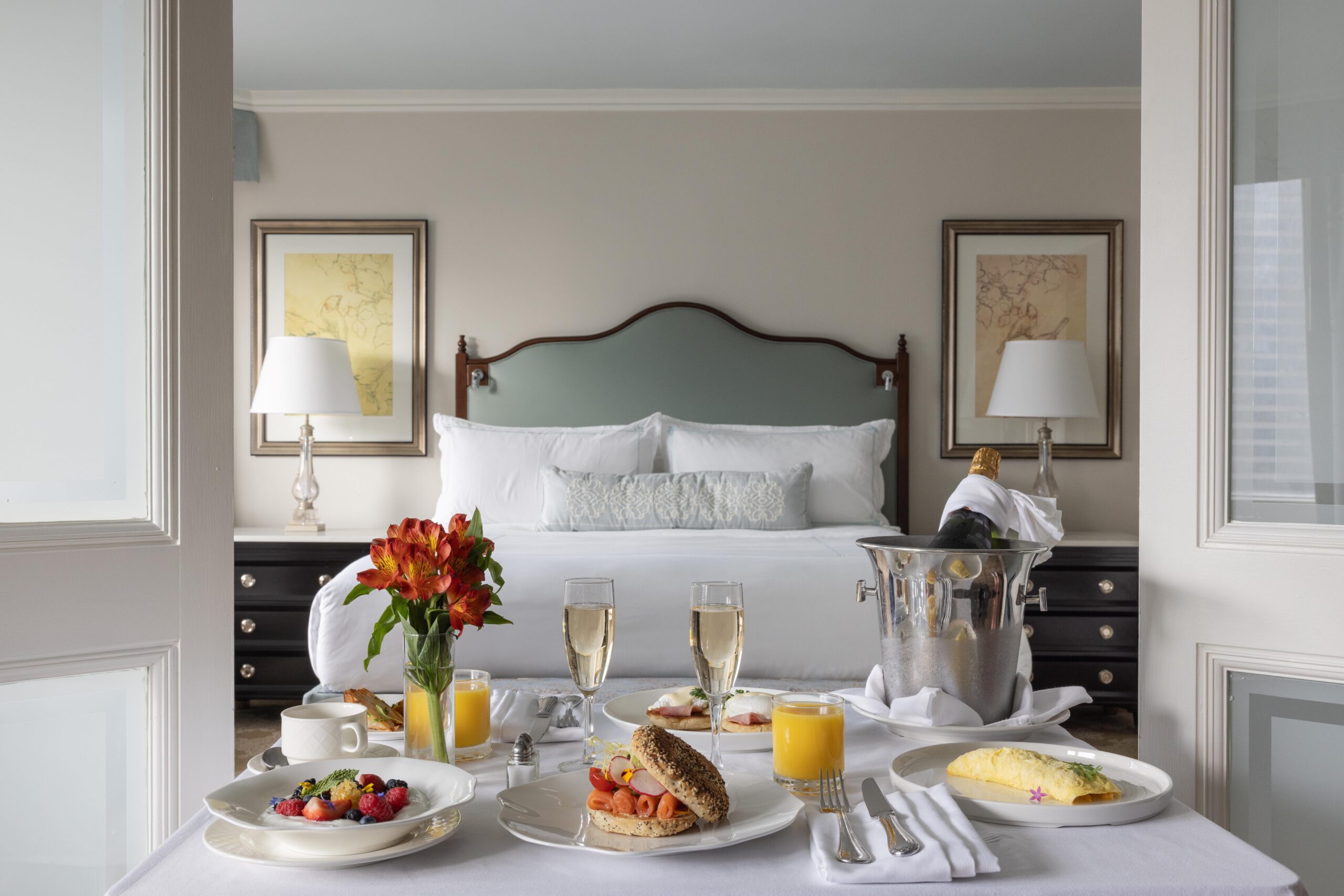 Bed & Breakfast - The Windsor Court